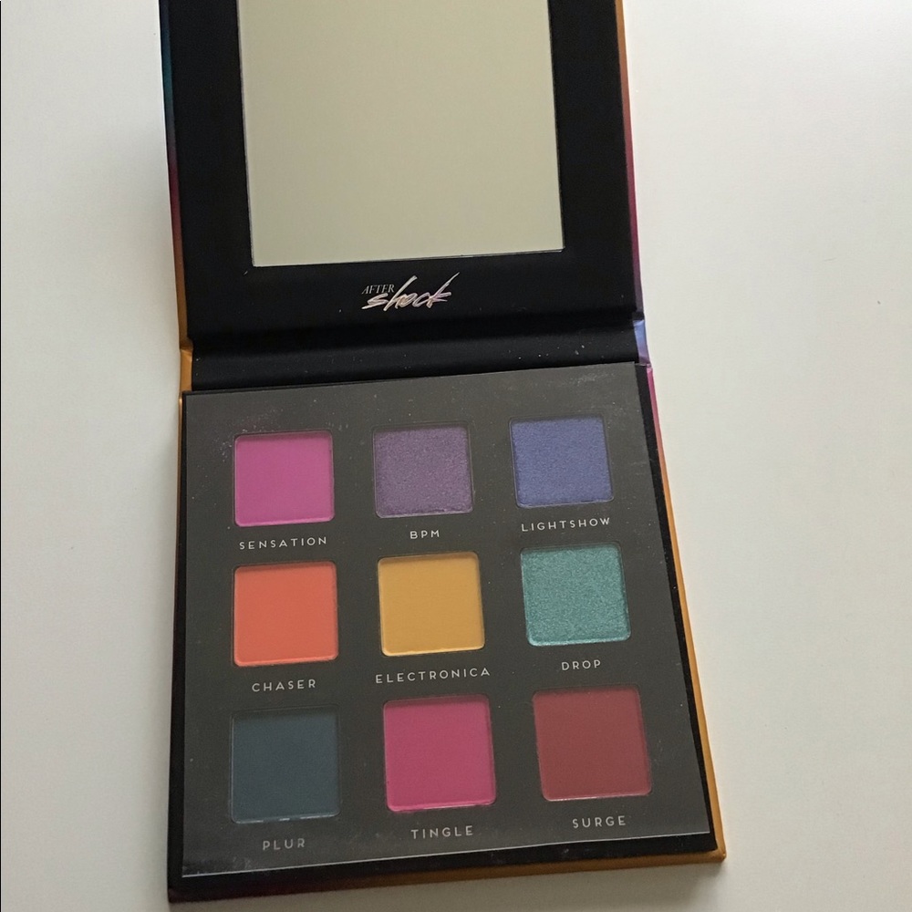 After Shock Bad Habit Eyeshadow Palette